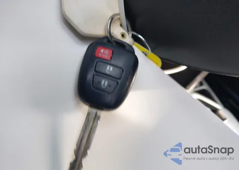 2018 Toyota Rav4 Le z USA, uszkodzony, nr VIN JTMBFREV7JD253214